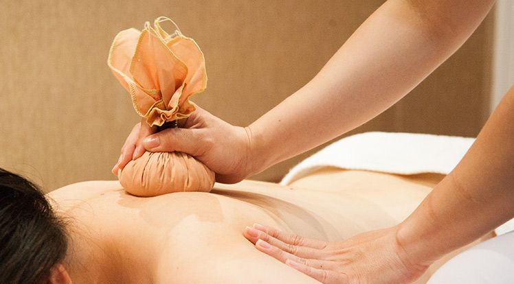 Ảnh minh họa dịch vụ Xoa bóp cổ truyền + Chườm ngải cứu